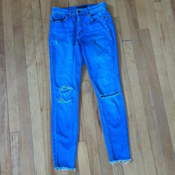 BillaBong High Waist Distressed Jeans 👖 - Picture 1 of 4